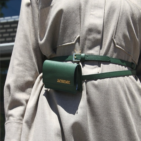 JACQUEMUS PURPLE (more like lavender) 'La CEINTURE BELLO' RIBBED BELT BAG - Picture 3 of 7